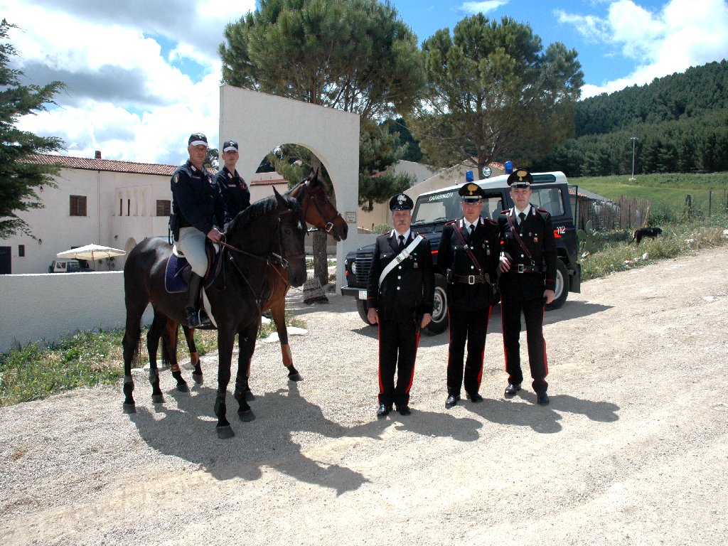 Lercara Friddi:Carabinieri a  cavallo per il controllo delle aree rurali